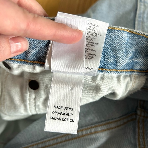 AGOLDE dee high rise rolled hem denim shorts hazard light wash rigid size 30 - Picture 12 of 14